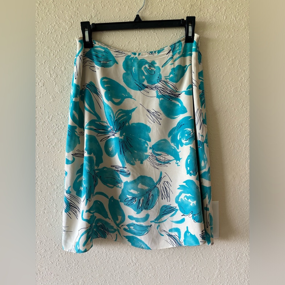 Jones New York silk skirt